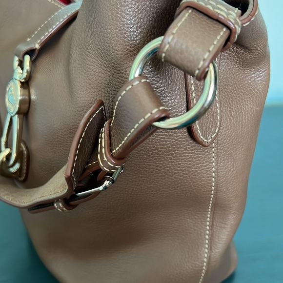 Dooney & Bourke Taupe Pebblle Leather Purse - Picture 10 of 16